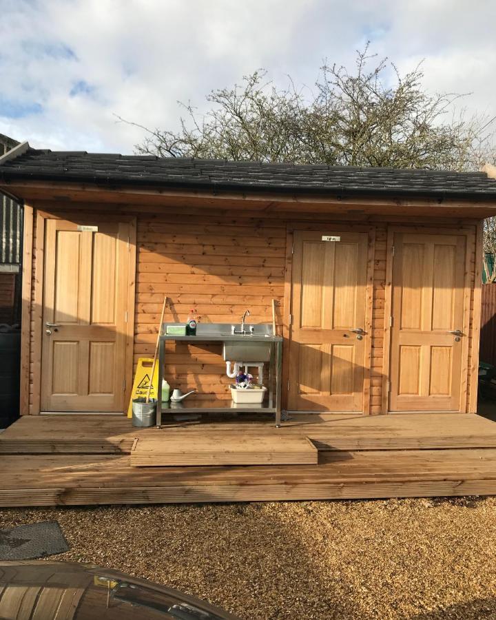 Elton Barn Fishery & Retreat Nottingham Exteriör bild